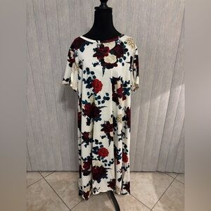 3XL Lularoe Carly Hi Low Dress Christmas White Floral